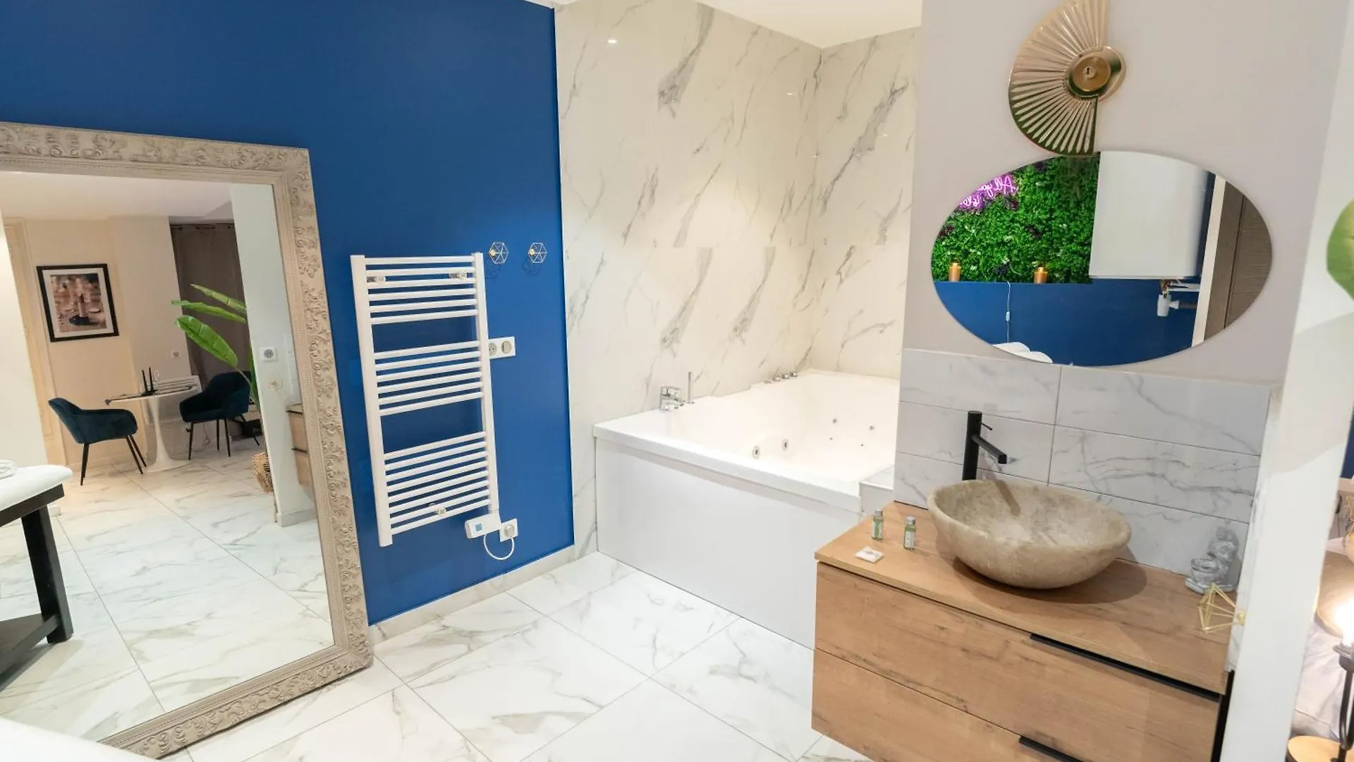 Loveroom Jacuzzi Spa Nice Passion