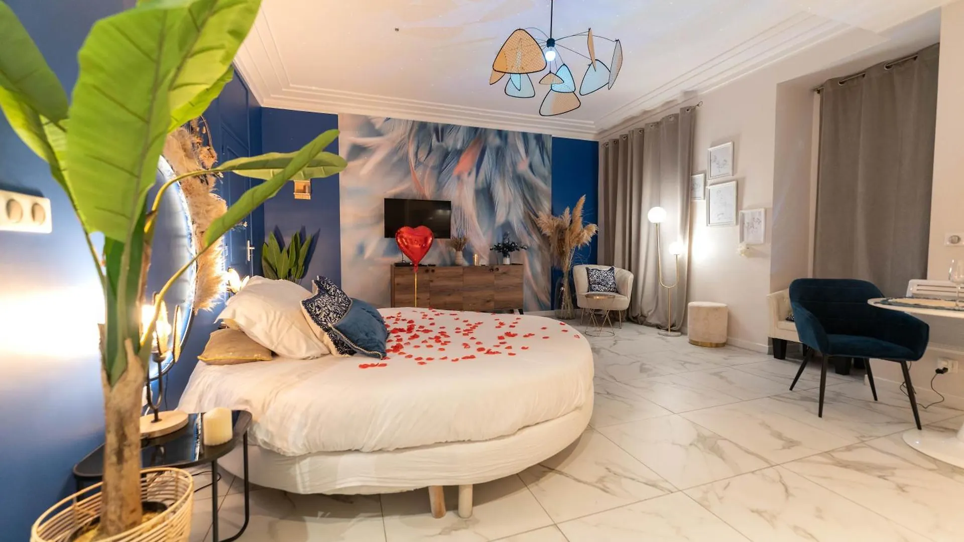 Loveroom Jacuzzi Spa Nice Passion France