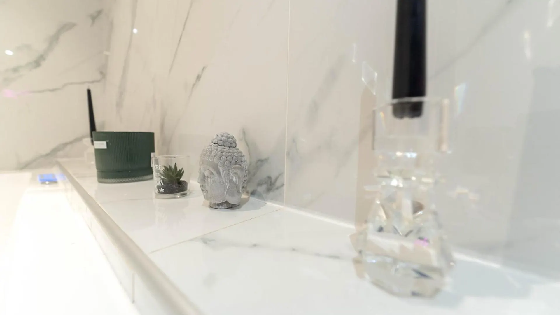 Apartment Loveroom Jacuzzi Spa Nice Passion