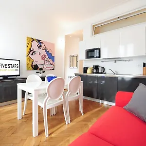 Halevy 5 Stars Holiday House Апартаменты