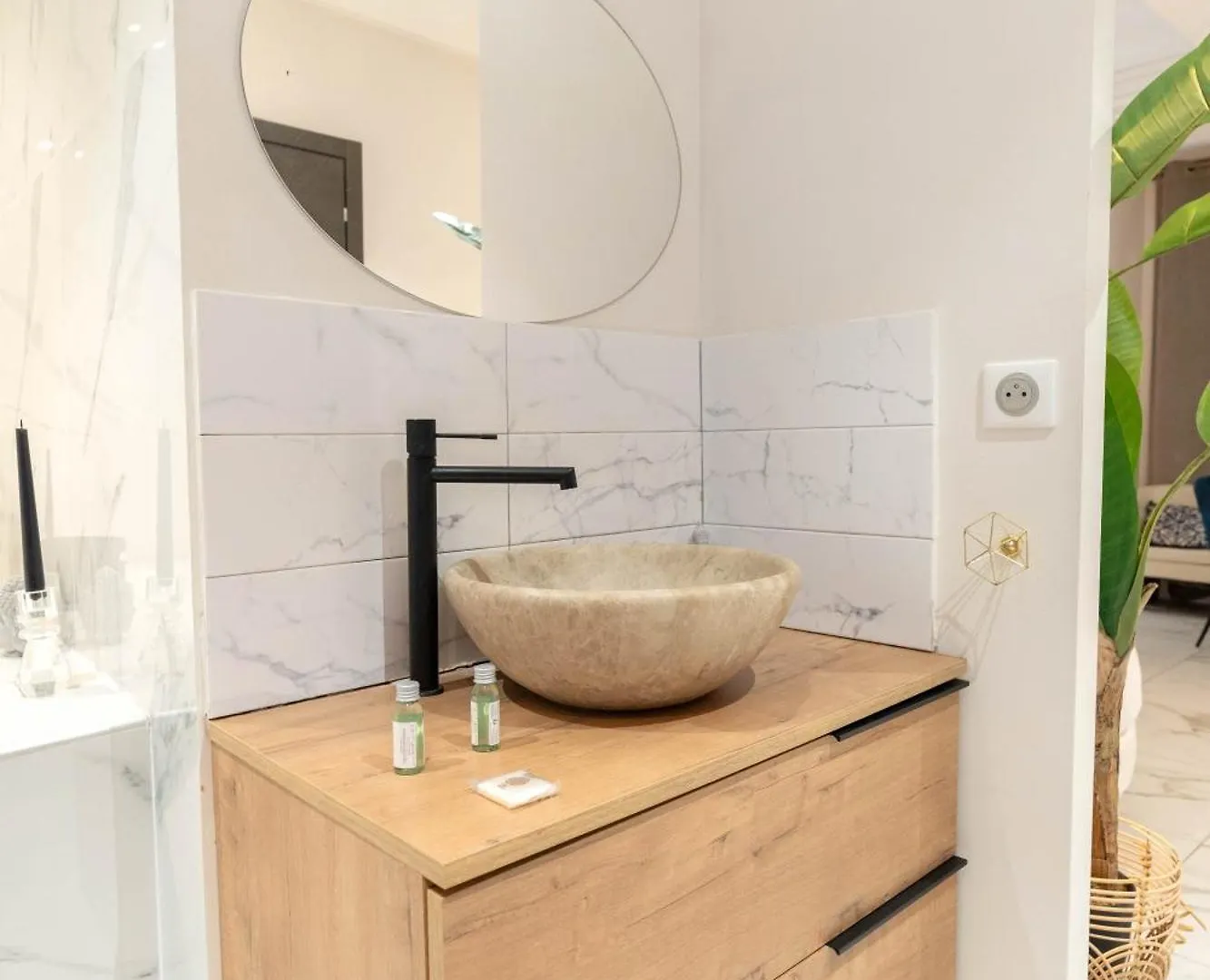 Loveroom Jacuzzi Spa Nice Passion Apartment